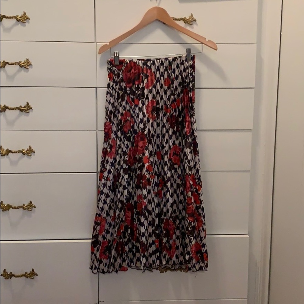BNWT Midi Skirt (matching blouse also available)